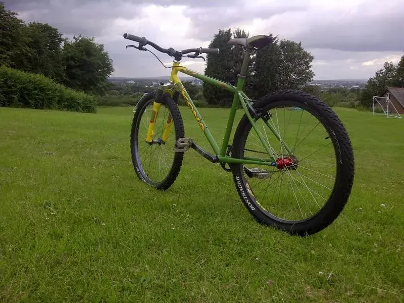 kona%20hot%20853%20rasta%20flames.webp