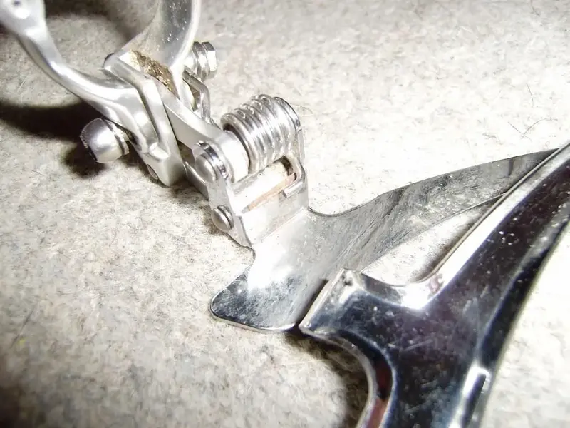 Bust front mech.webp