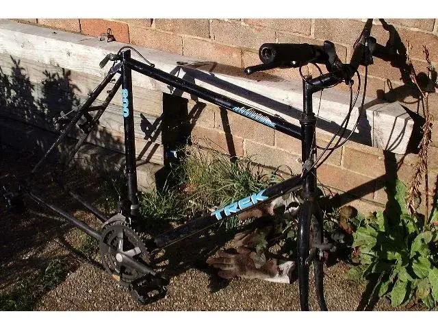 Trek800.webp