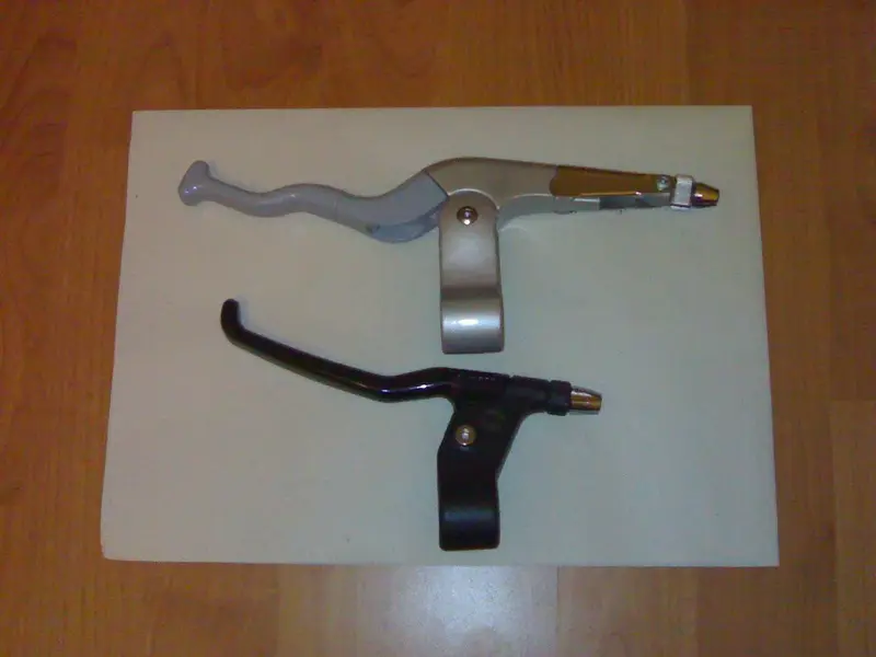 handlesCampShim.webp
