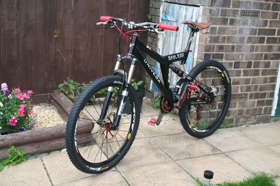 garybike1.webp