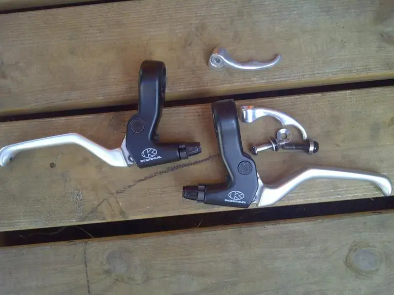 kona-brake-levers.webp