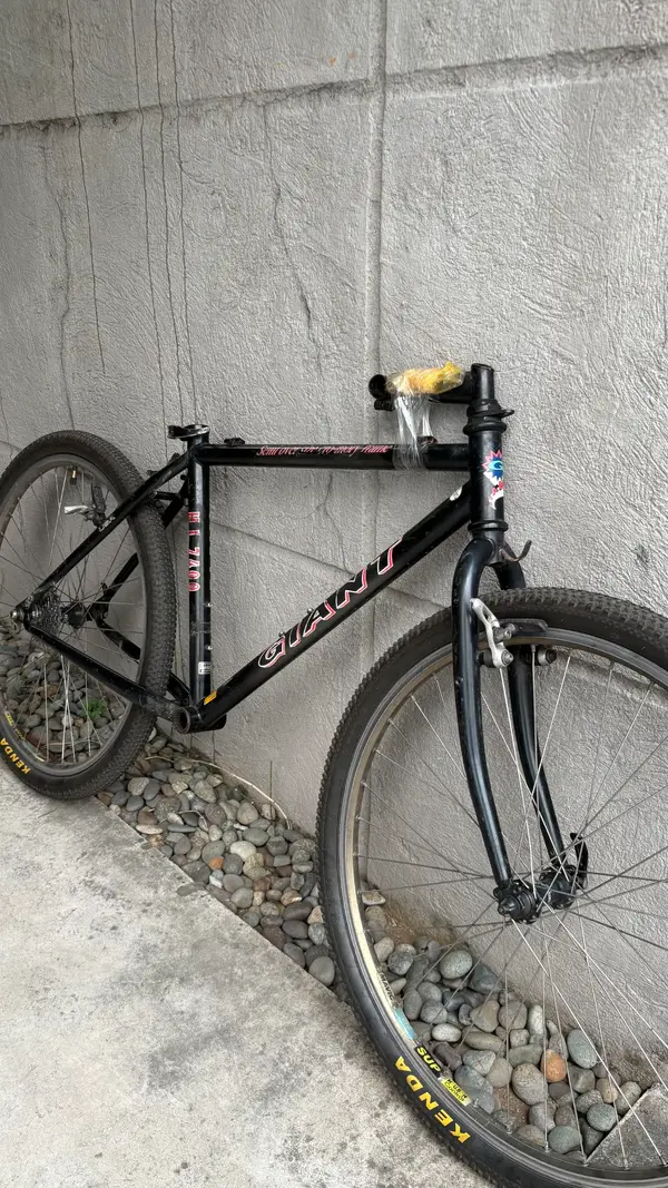 Giant Hardline 7400 black | Retrobike