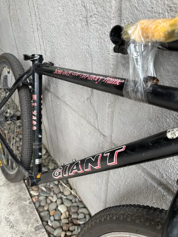Giant Hardline 7400 black | Retrobike
