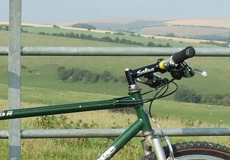 2000 or so Salsa quill stem.webp