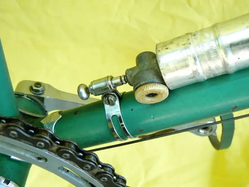 pump head spring.webp