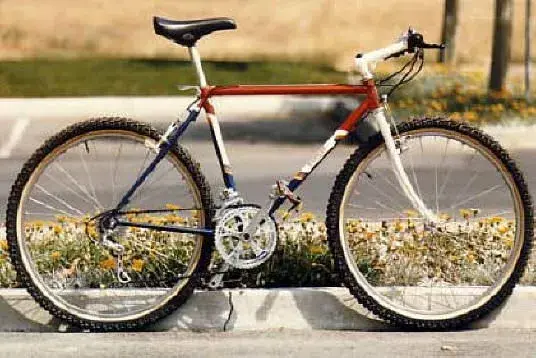 Moulton Fuso 1985.webp