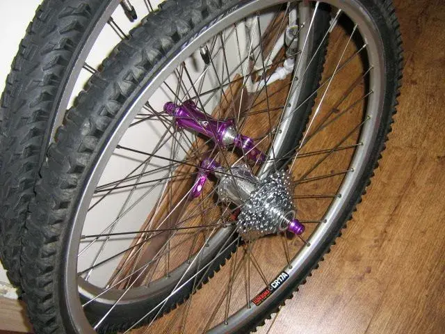 wheelscook_caps_magic_tyre_003_156.webp
