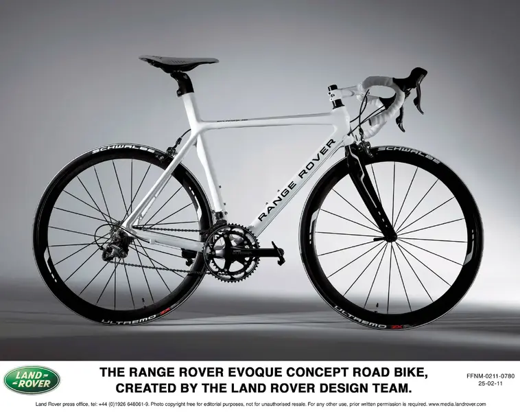 The_Range_Rover_Evoque_Concept_road_bike_1.webp
