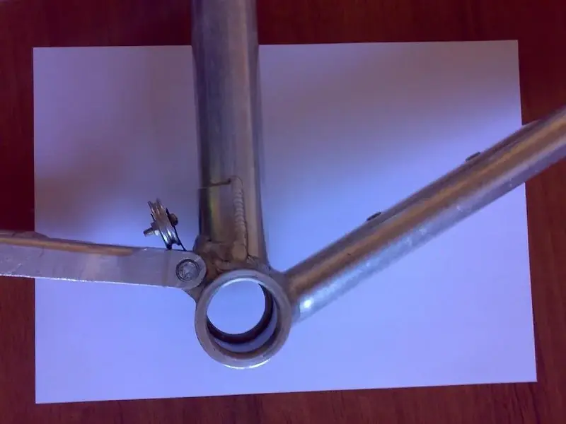 20111026011.webp
