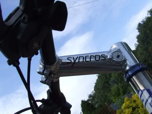 syncros.webp