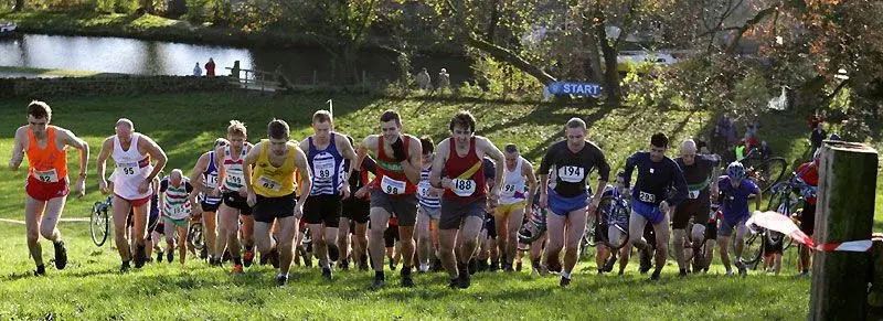 Racing. 2009. Fell-Running.  'Harriers verses Cyclists'. Start.webp