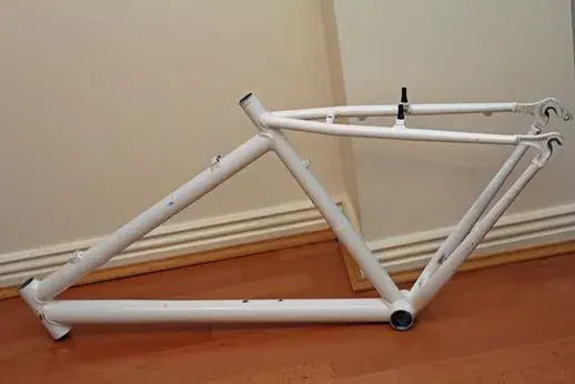 RM Vert left.webp