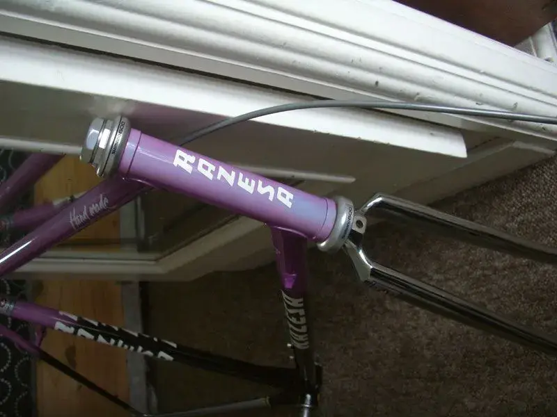 head-tube.webp