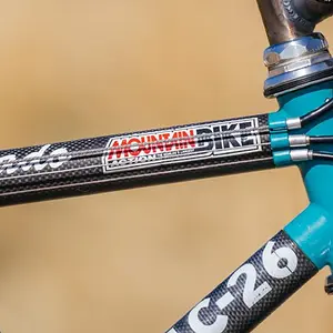 MTB action Juli Furtado Yeti.webp