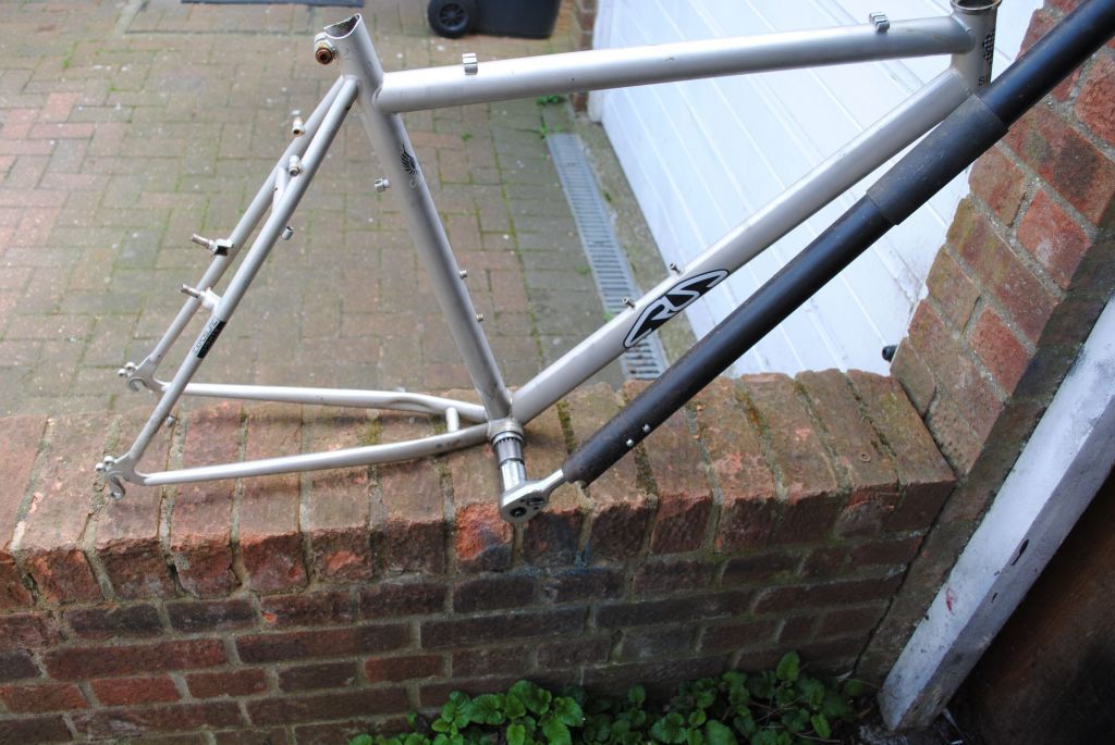 3_shimano_bb_removal_part_three_902.jpg