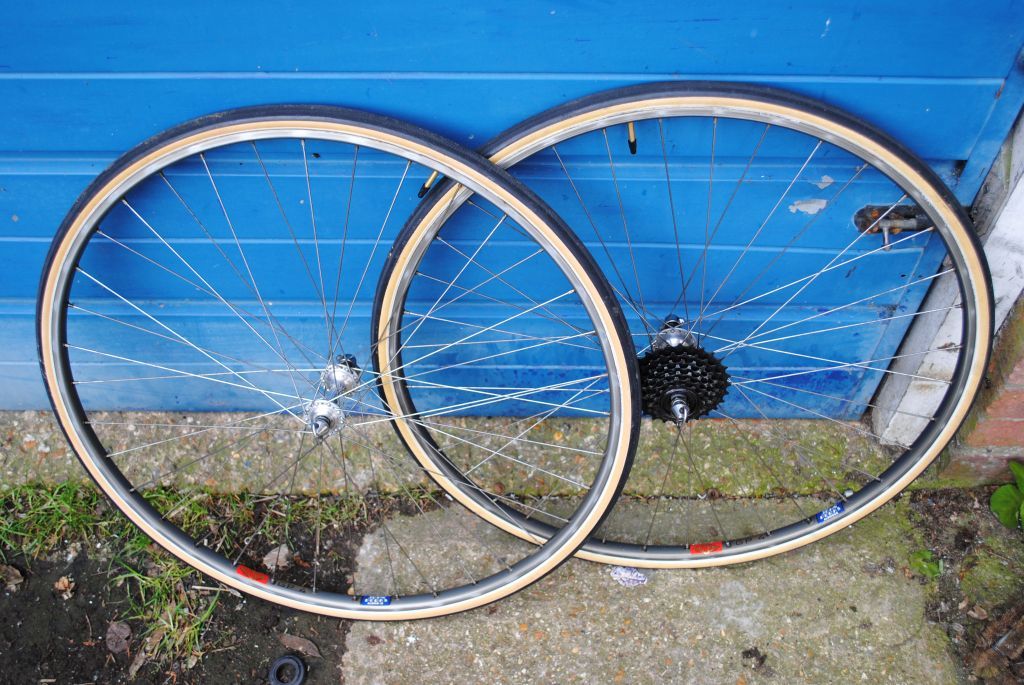 campagnolo_wheels_196.jpg