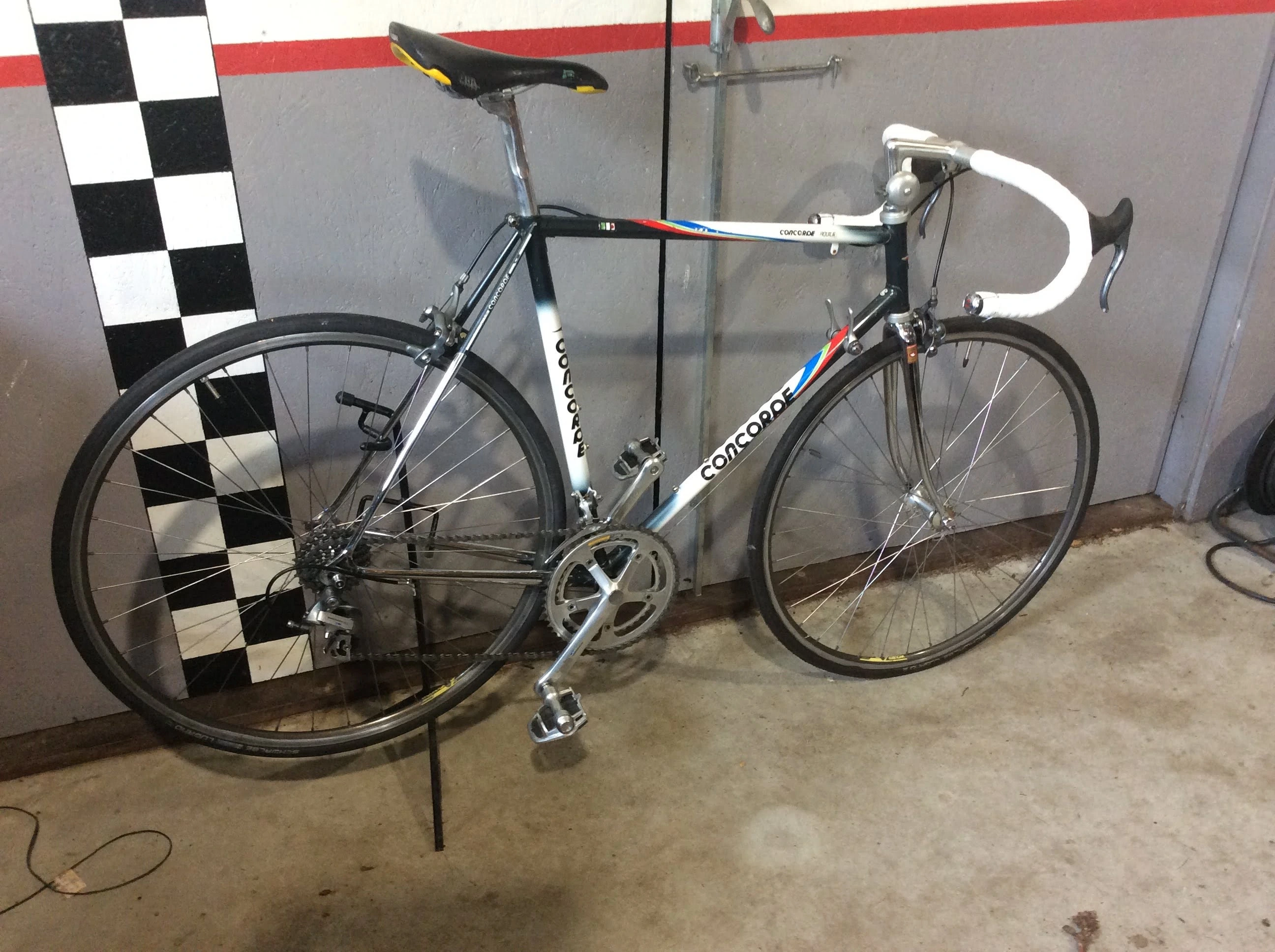 Concorde Aquila. 1990