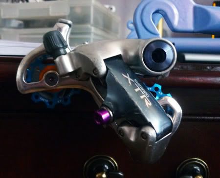 XTRM900RearMech.jpg