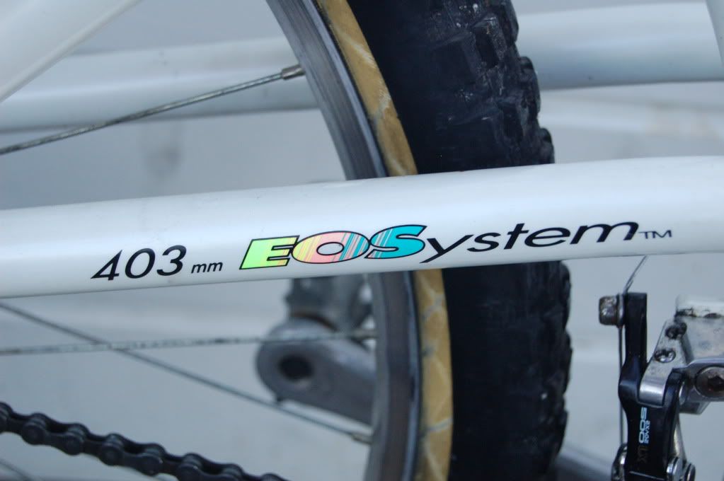 92CroMega_LX009.jpg