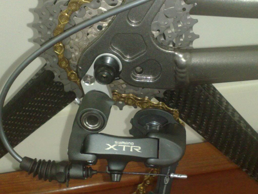 05052009379.jpg