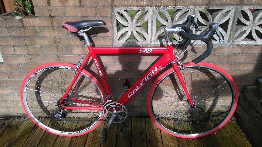 raleigh r600 road bike