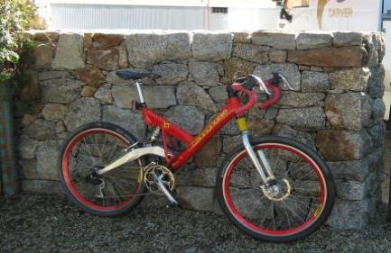 Copy_of_cannondale_super_V_outside_wall-433x281.jpg