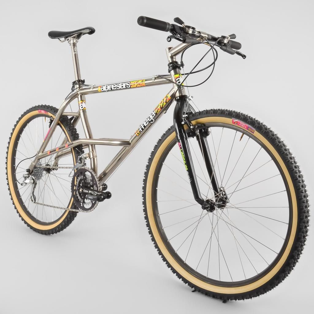 AlpinestarsBuilt-9.jpg