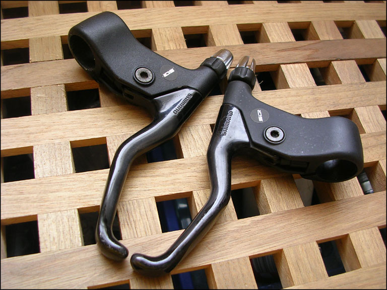 XT-MT63-Brake-Levers.jpg