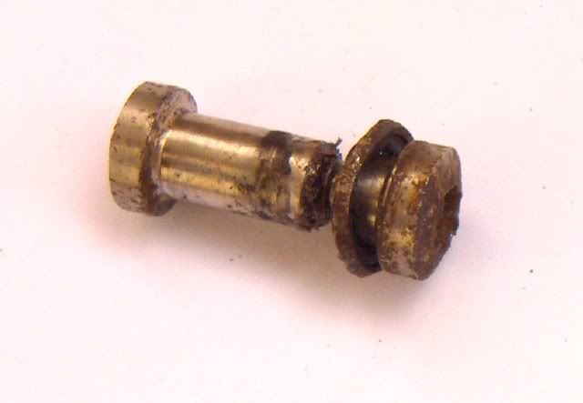 Seatpin02.jpg