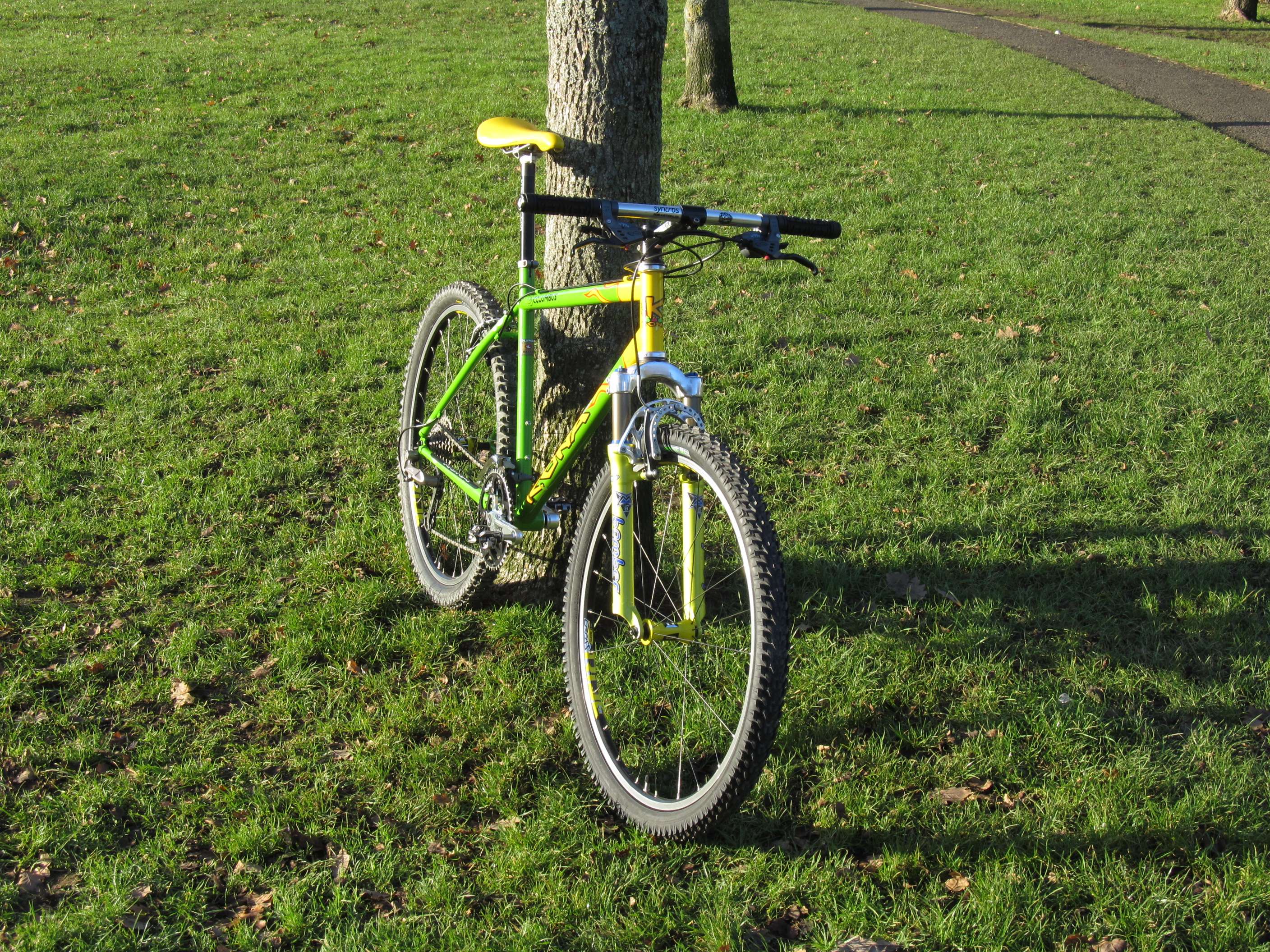 kX4JC2.jpg