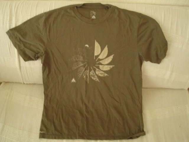 clothes021.jpg