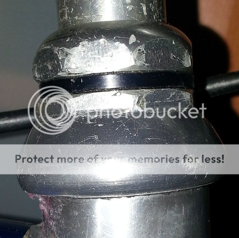 headset_zps158329dd.jpg