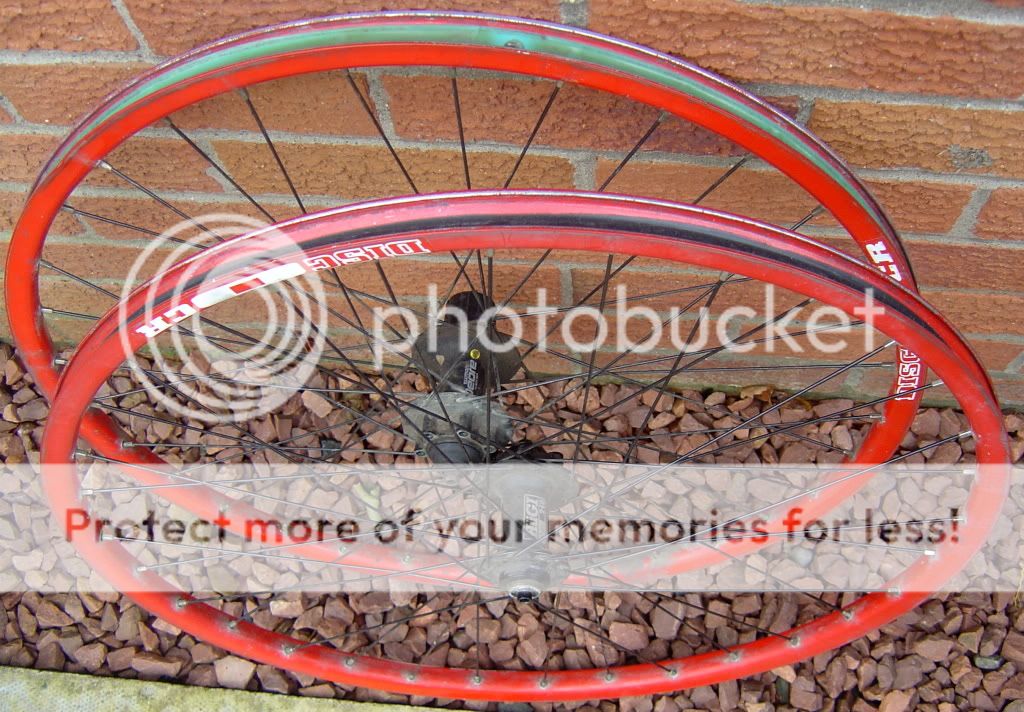 hugiwheels.jpg