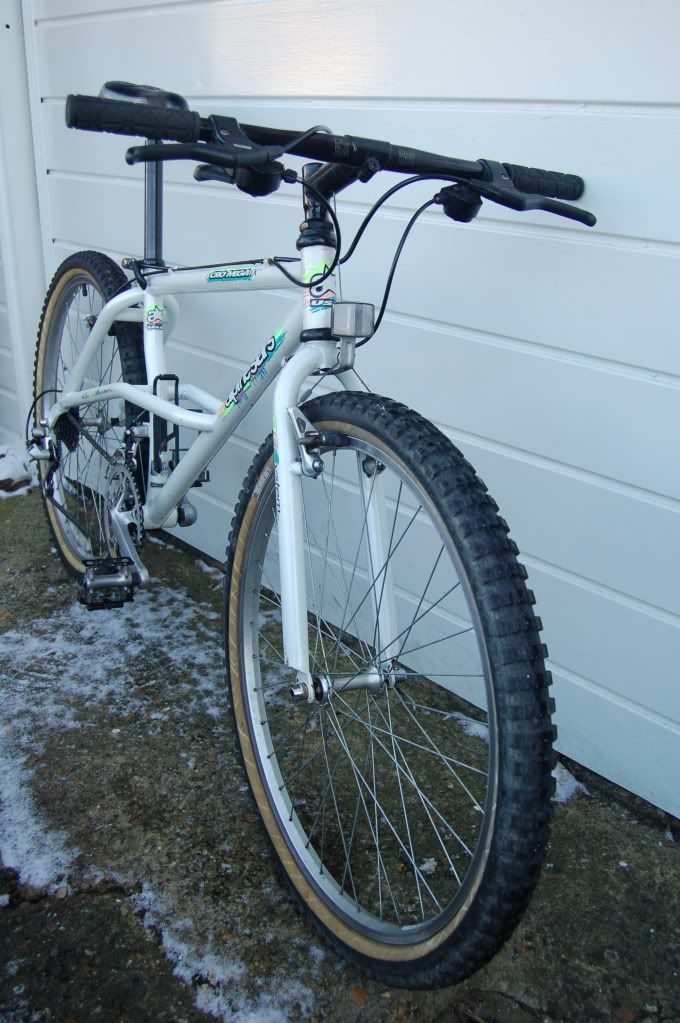 92CroMega_LX001.jpg