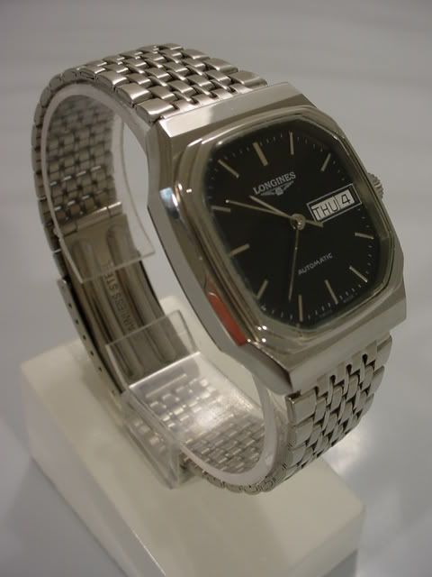 watch1.jpg