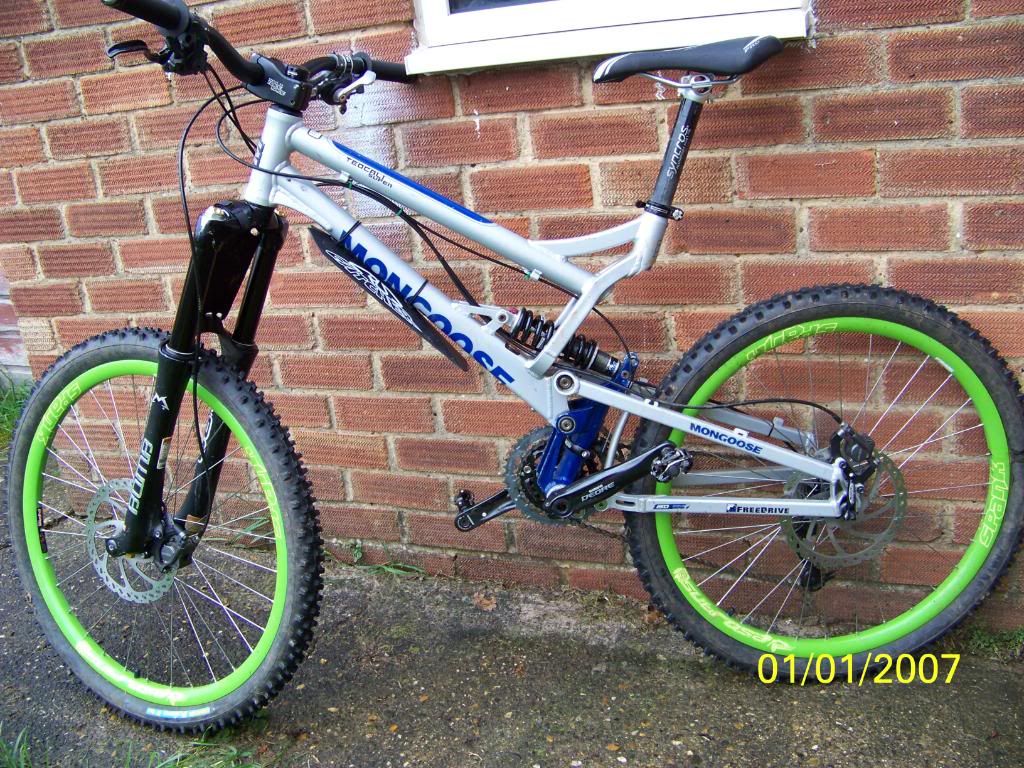 bikeparts045.jpg