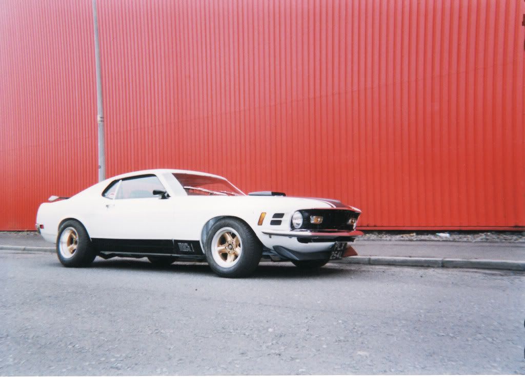 mach1red.jpg