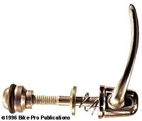 b2b_xtr_seatbolt.jpg