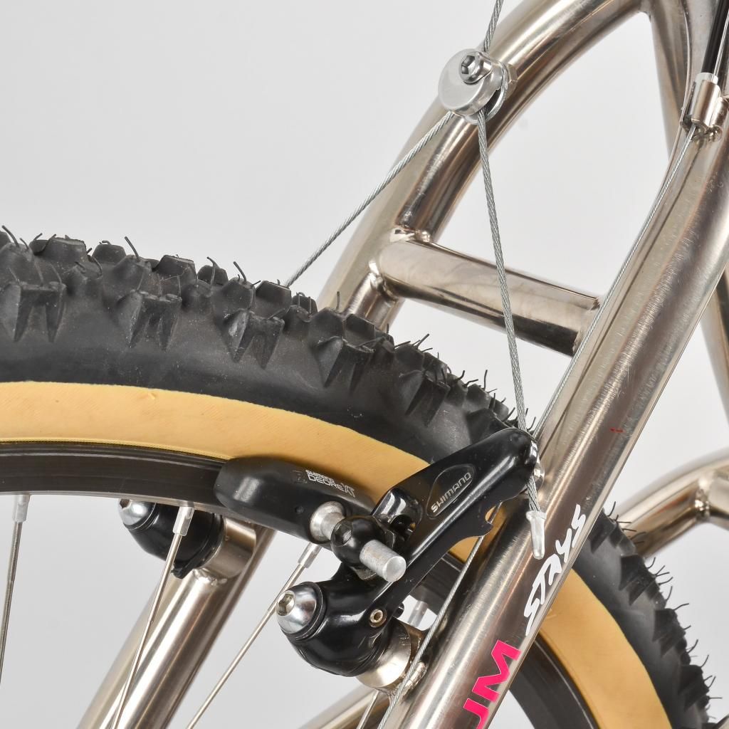 AlpinestarsBuilt-7.jpg
