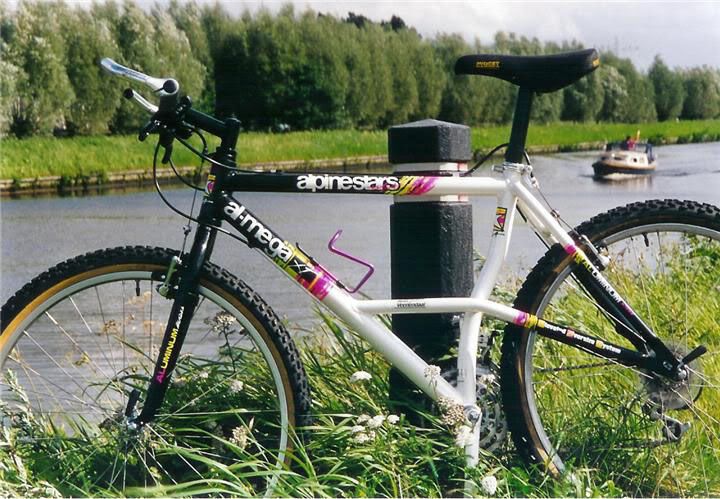 A-StarsAl-MegaXT1991.jpg