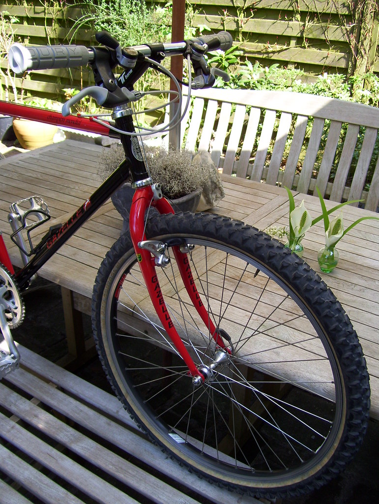 5649216730_f339c123cc_b.jpg