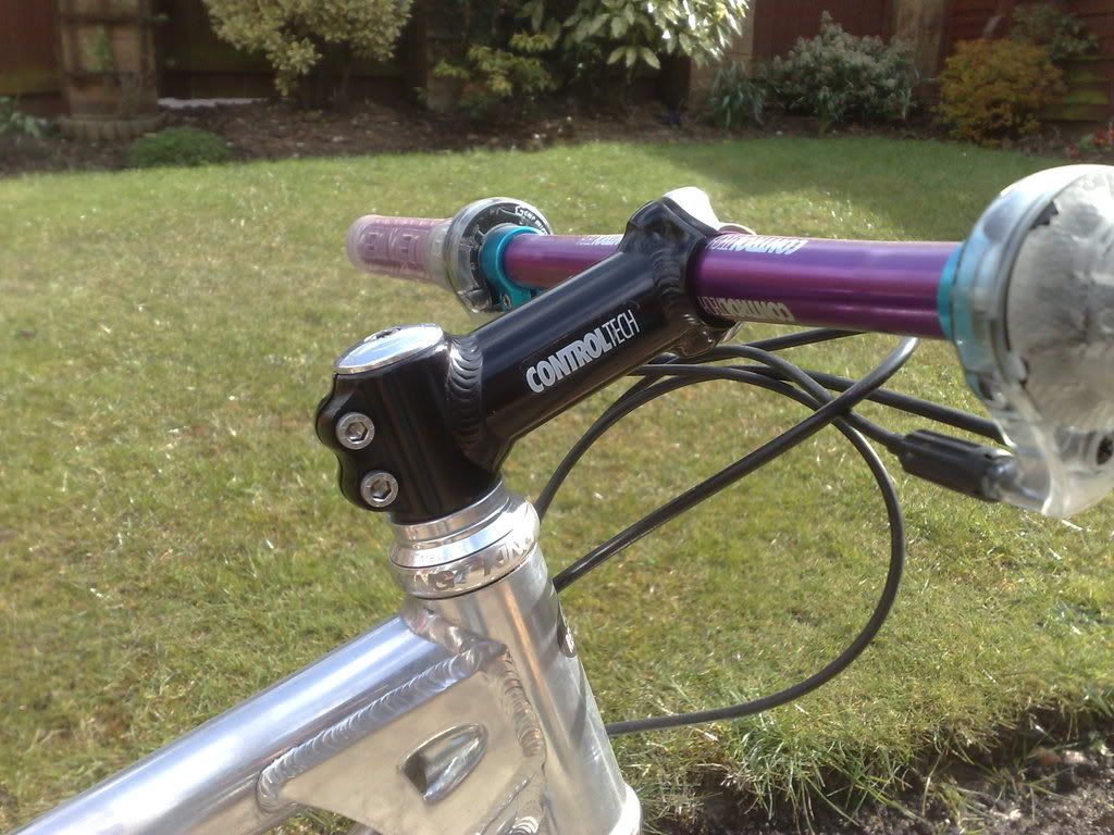 14042008467.jpg