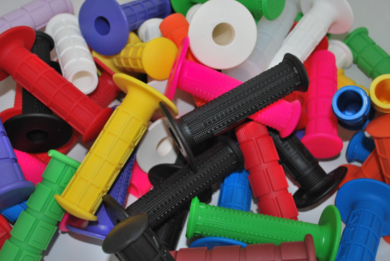 Oury Grips 2009 Range