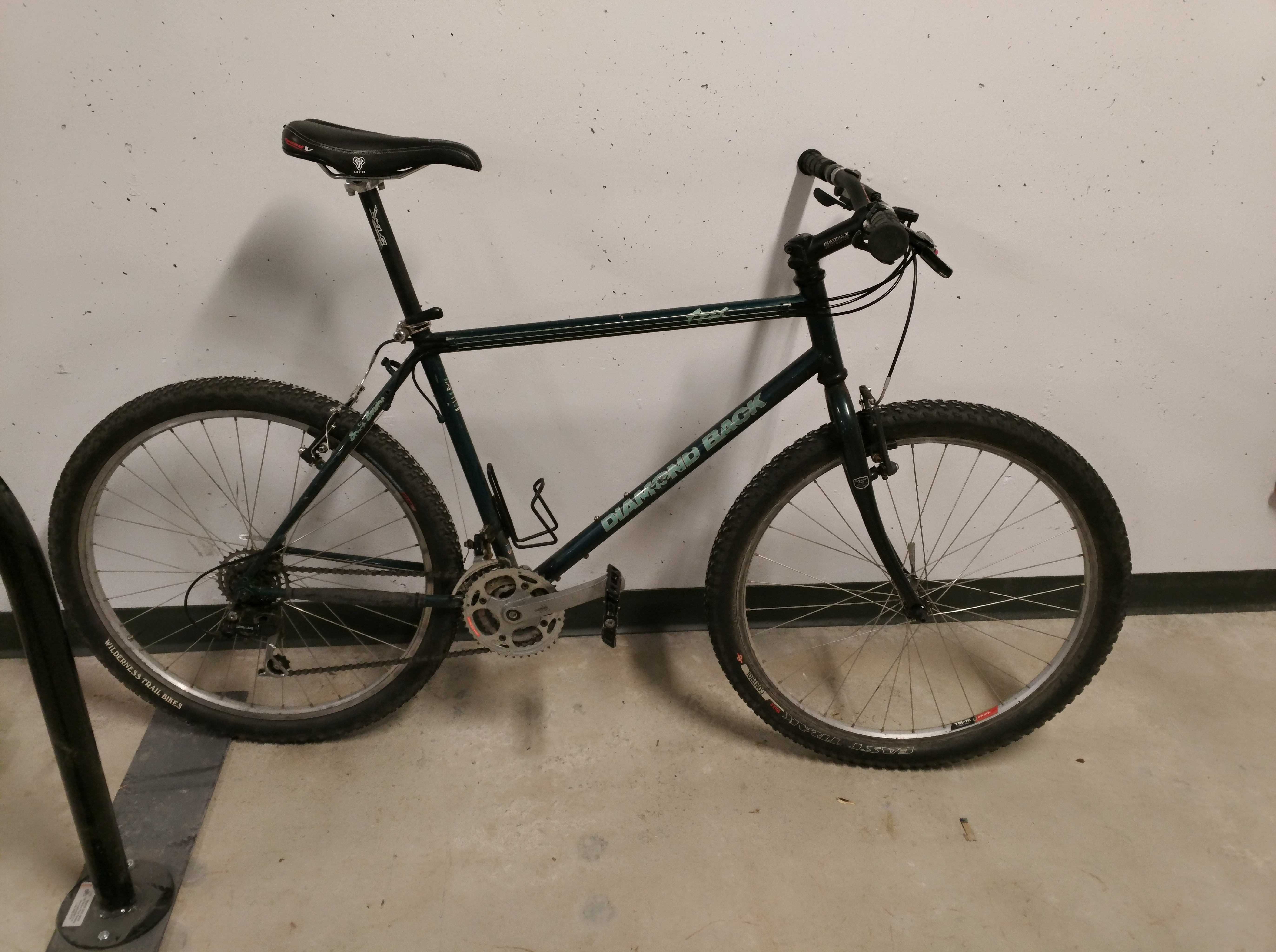diamondback apex trail mountain bike