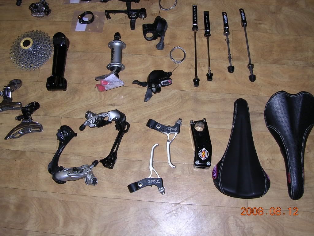 Parts003.jpg
