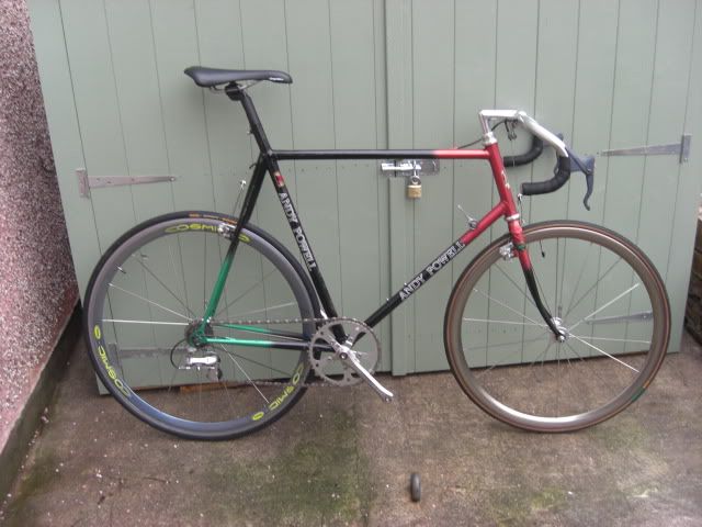 sale004.jpg
