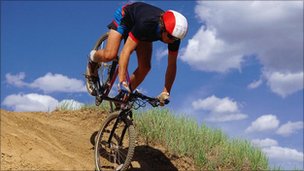 _48355928_mountainbiking_1998eyewireinc.jpg
