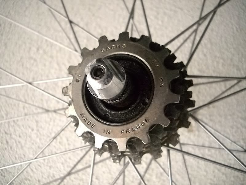 Backwheel02.jpg