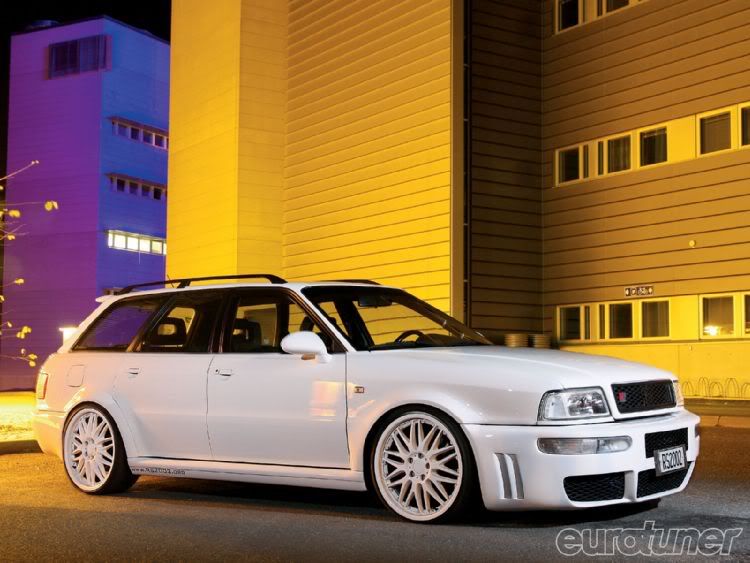 eurp_1001_01_o1995_audi_rs2_avantsi.jpg